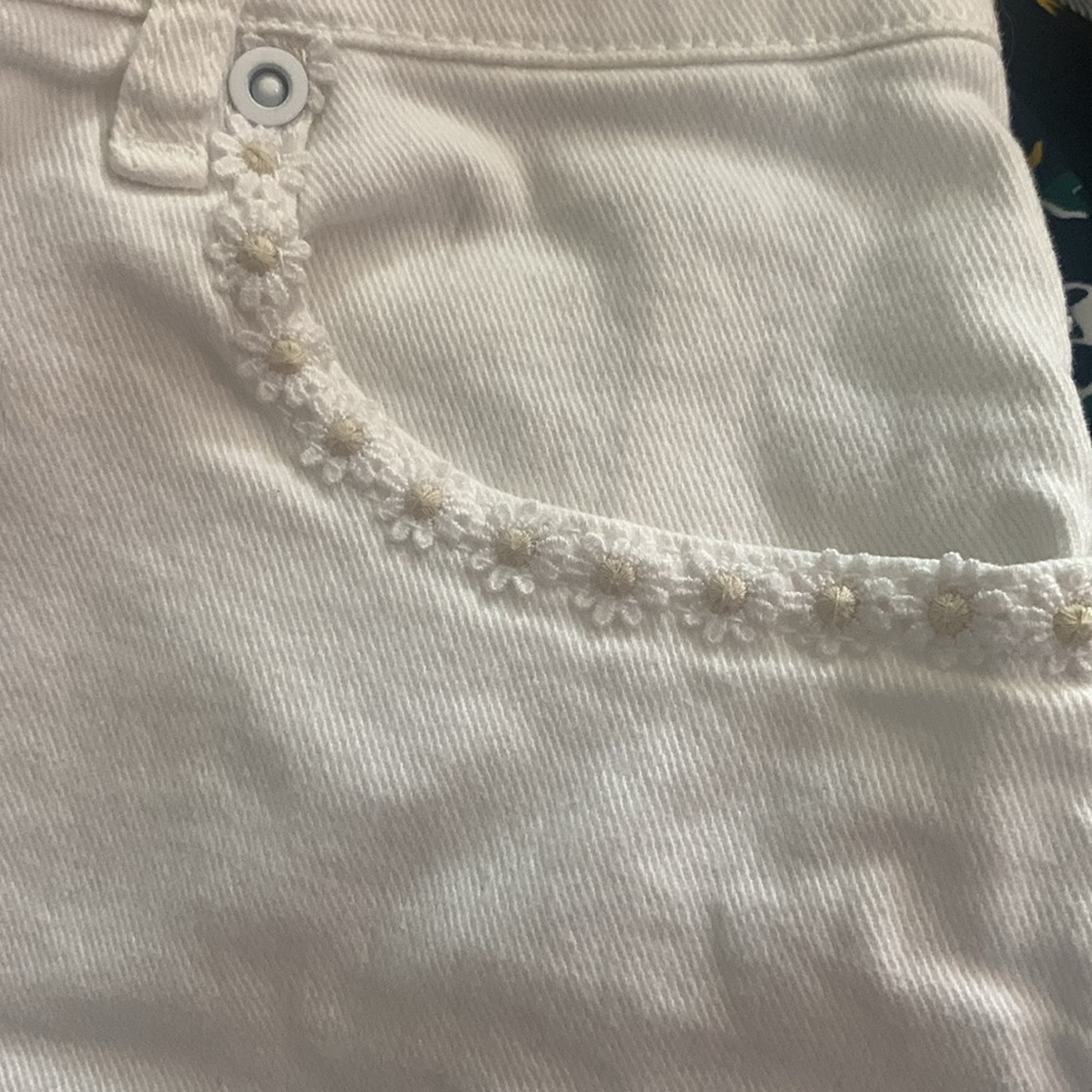 Women's White Denim Shorts - Picture 3 of 3